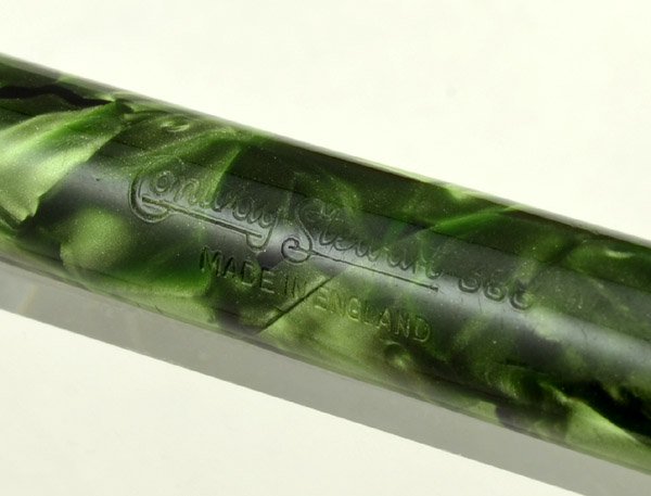 Conway Stewart 388 - 1950s, Green Marble, Left Oblique 14k 3L Nib